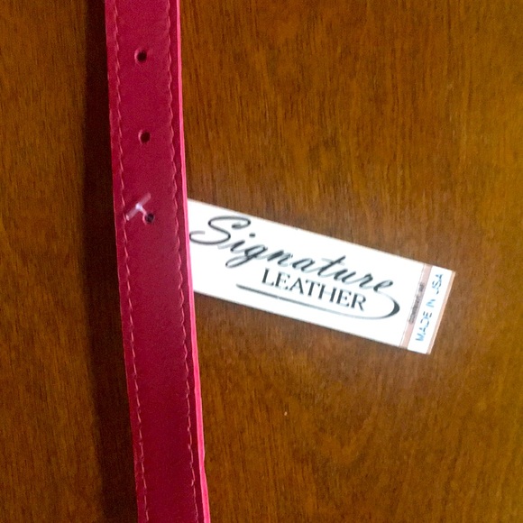 NWT Red Leather 16” dog collar. - Picture 4 of 5